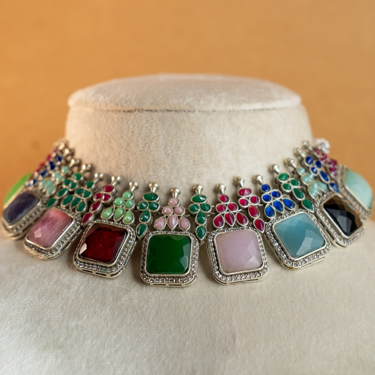 NAYANA PREMIUM FAUX SILVER SEMI HANDMADE ANTIQUE NECKPIECE/NECKLACE EARRINGS NL43