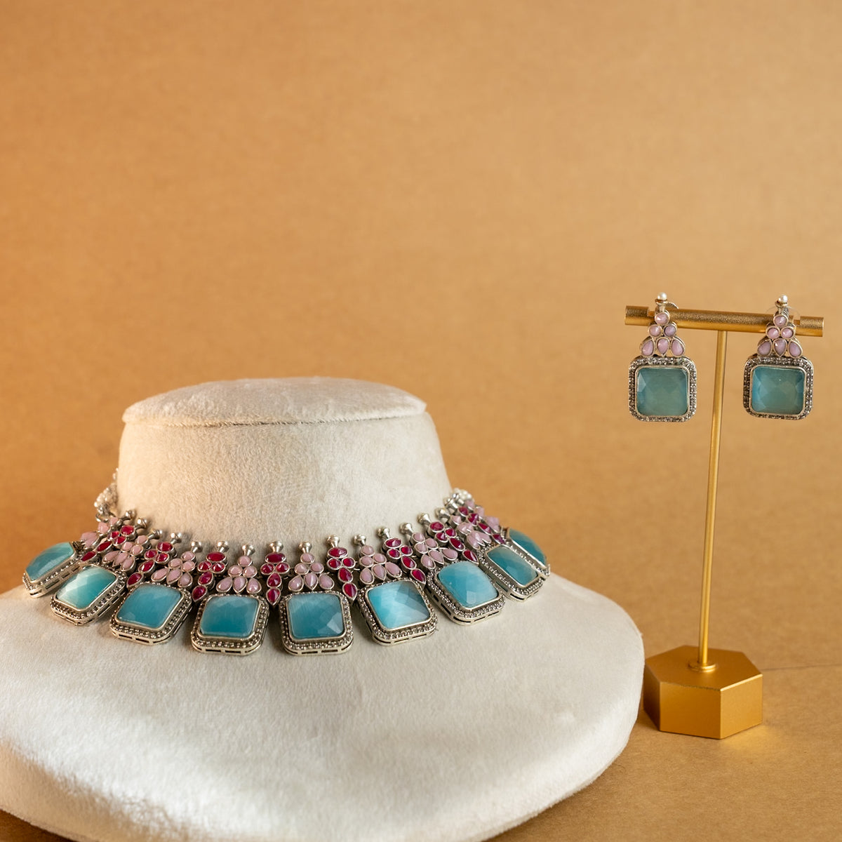 NAYANA PREMIUM FAUX SILVER SEMI HANDMADE ANTIQUE NECKPIECE/NECKLACE EARRINGS NL43