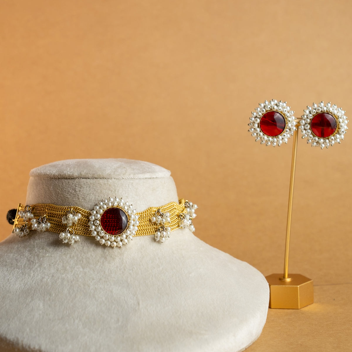 LUCIA BIJOUX PREMIUM GOLD TONED HANDMADE CHOKER WITH EARRINGS CH307