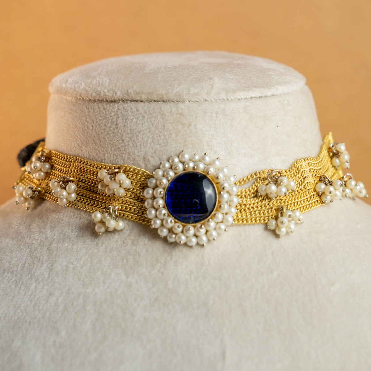 LUCIA BIJOUX PREMIUM GOLD TONED HANDMADE CHOKER WITH EARRINGS CH307