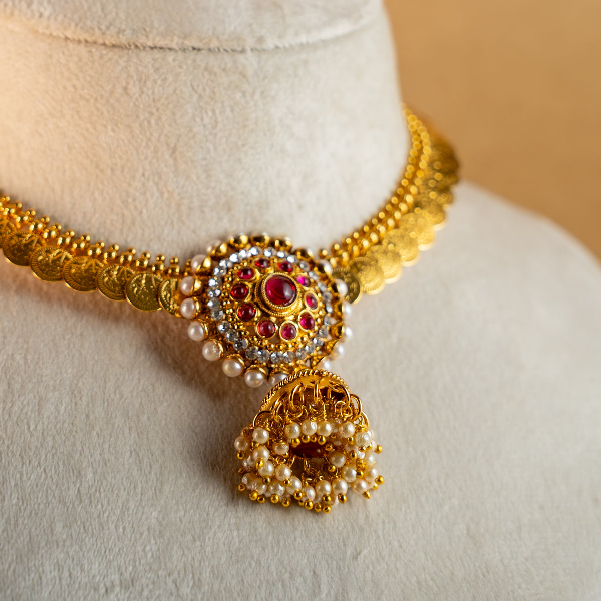 RUBY GOLD TONED CHOKER WITH EARRINGS CH328