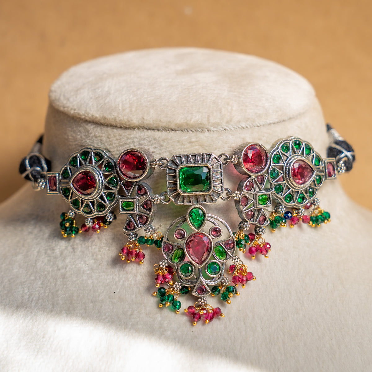 ISLA BIJOUX RAW AND RUSTIC SEMI  HANDMADE CHOKER WITH EARRINGS CH391