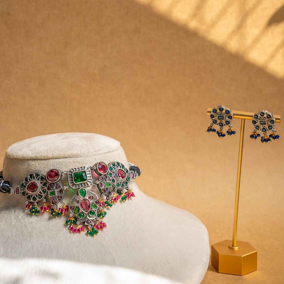 ISLA BIJOUX RAW AND RUSTIC SEMI  HANDMADE CHOKER WITH EARRINGS CH391