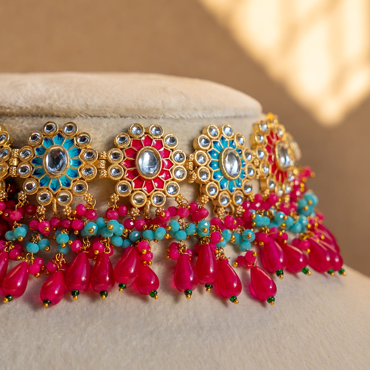 ROSY ONEX BEADS BIJOUX PREMIUM AND EXCLUSIVE HANDMADE CHOKER WITH EARRINGS CH209