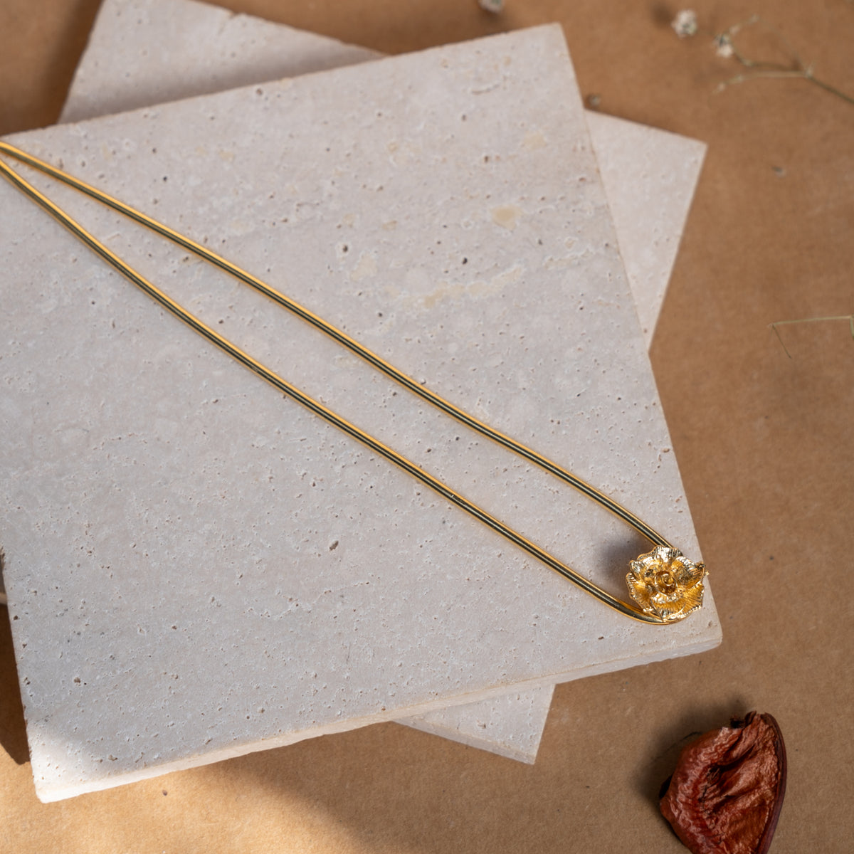 THYLA HAIR BUN GOLD TONED ANTIQUE HEAD ACCESSORIES HA10