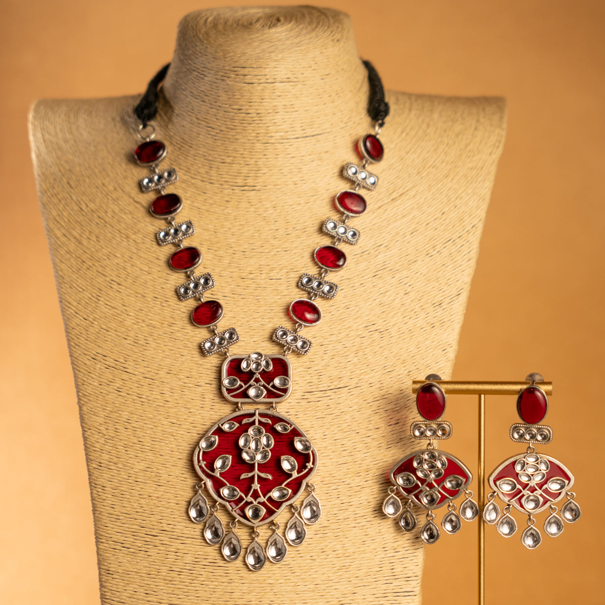 AYLA BIJOUX FAUX SILVER SEMI HANDMADE NECKLACE/MALAS WITH EARRING NL311