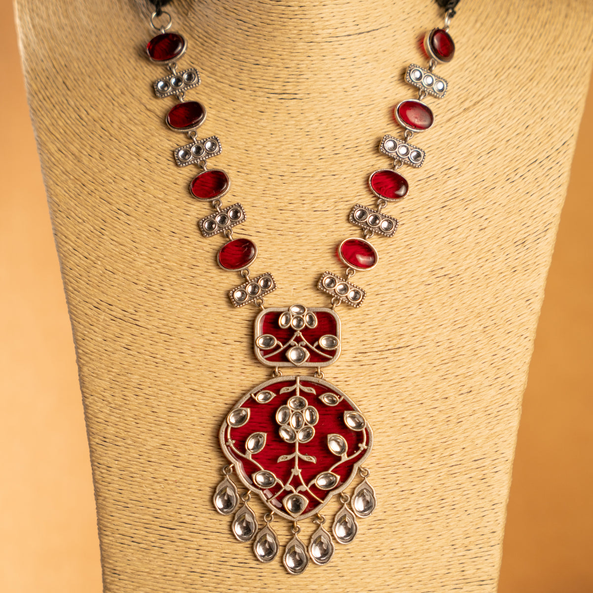 AYLA BIJOUX FAUX SILVER SEMI HANDMADE NECKLACE/MALAS WITH EARRING NL311