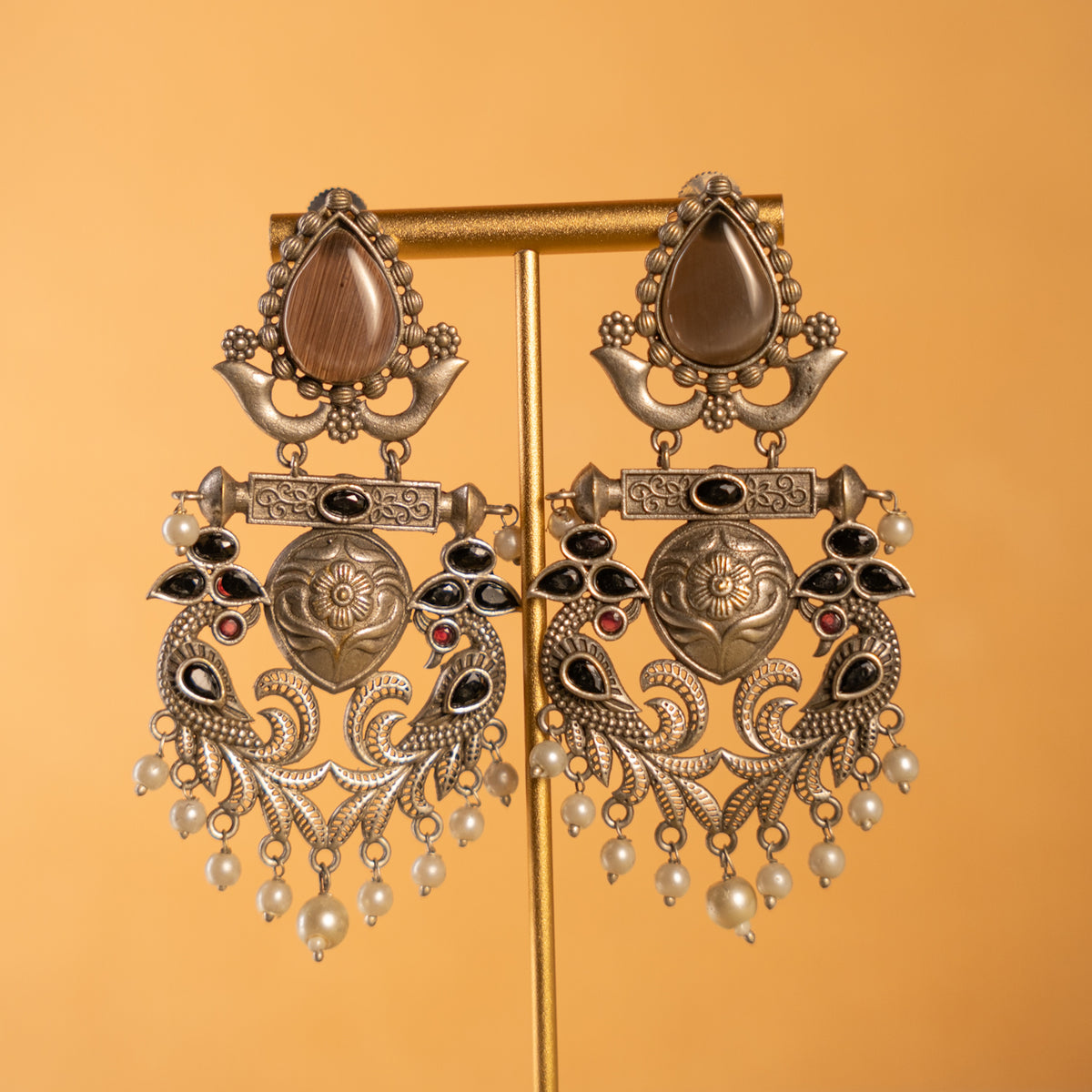 AADHYA BIJOUX PREMIUM HANDMADE NECKLACE/HASLI WITH EARRINGS NL294