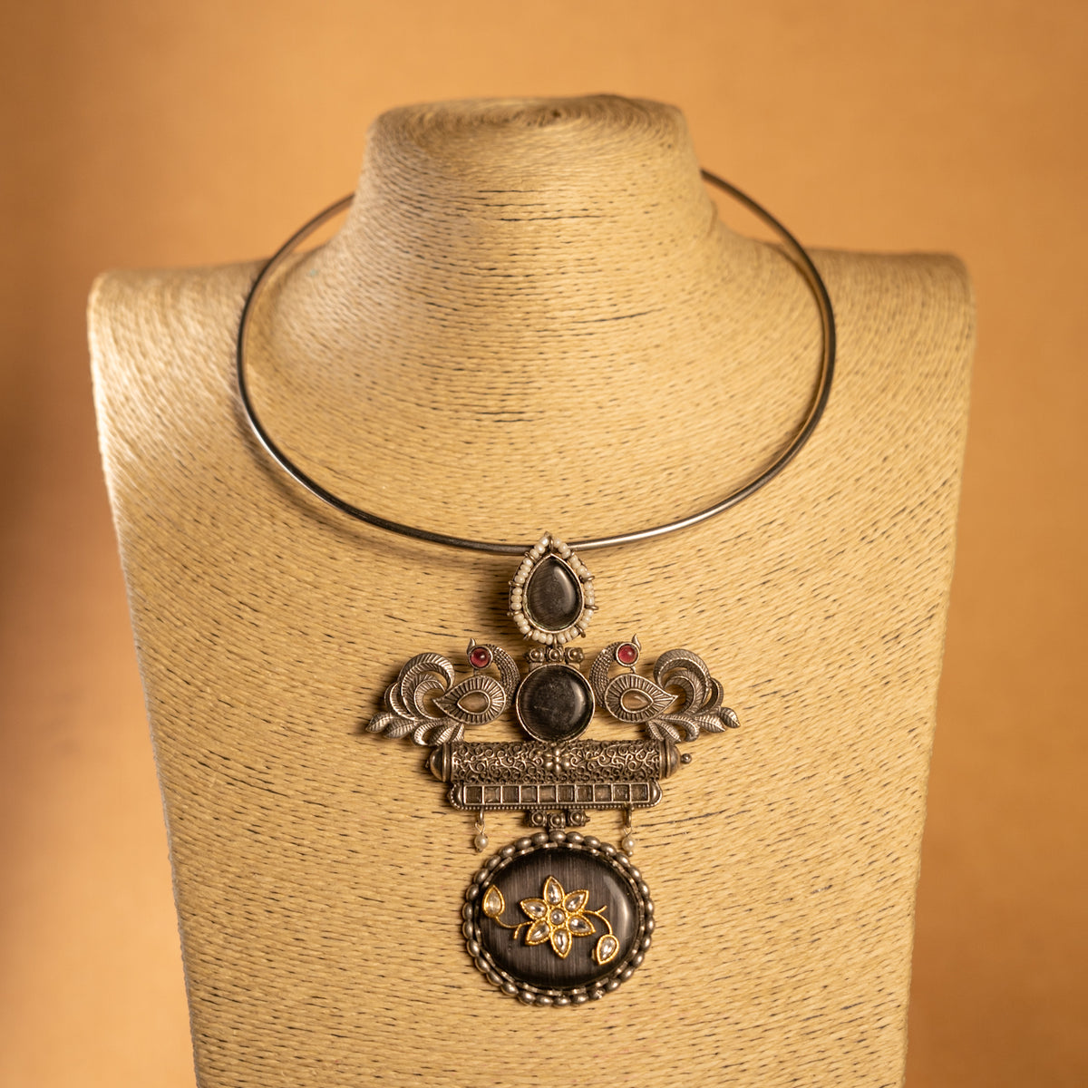 AADHYA BIJOUX PREMIUM HANDMADE NECKLACE/HASLI WITH EARRINGS NL294