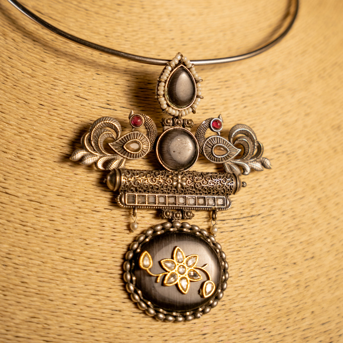 AADHYA BIJOUX PREMIUM HANDMADE NECKLACE/HASLI WITH EARRINGS NL294