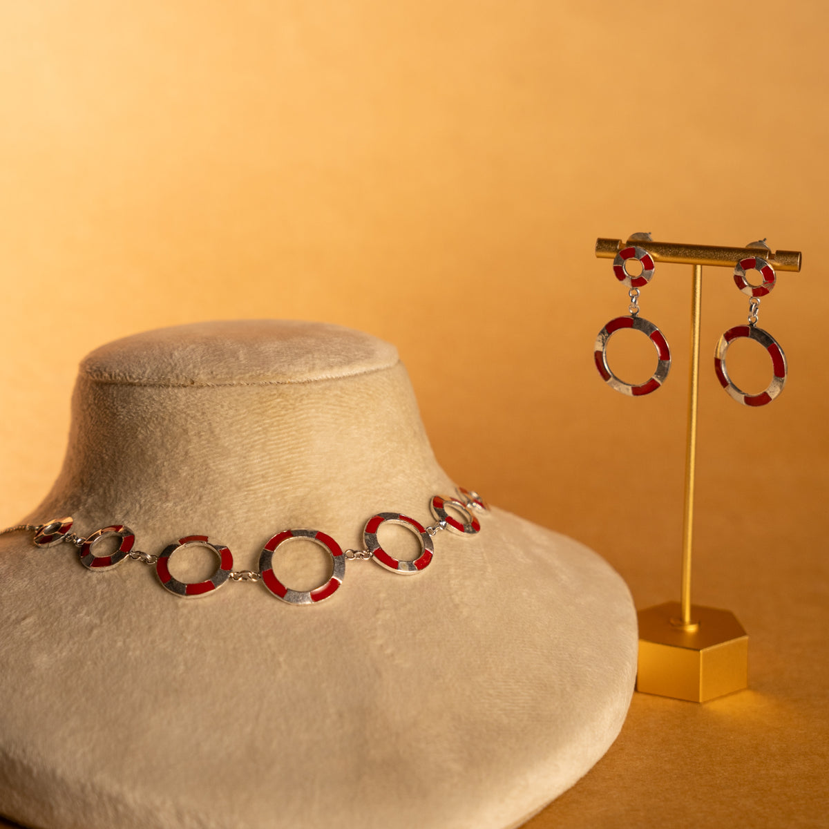 REMI ENAMEL OXIDIZED FINISH NECKLACE/CHOKER/NECKPIECE NL290