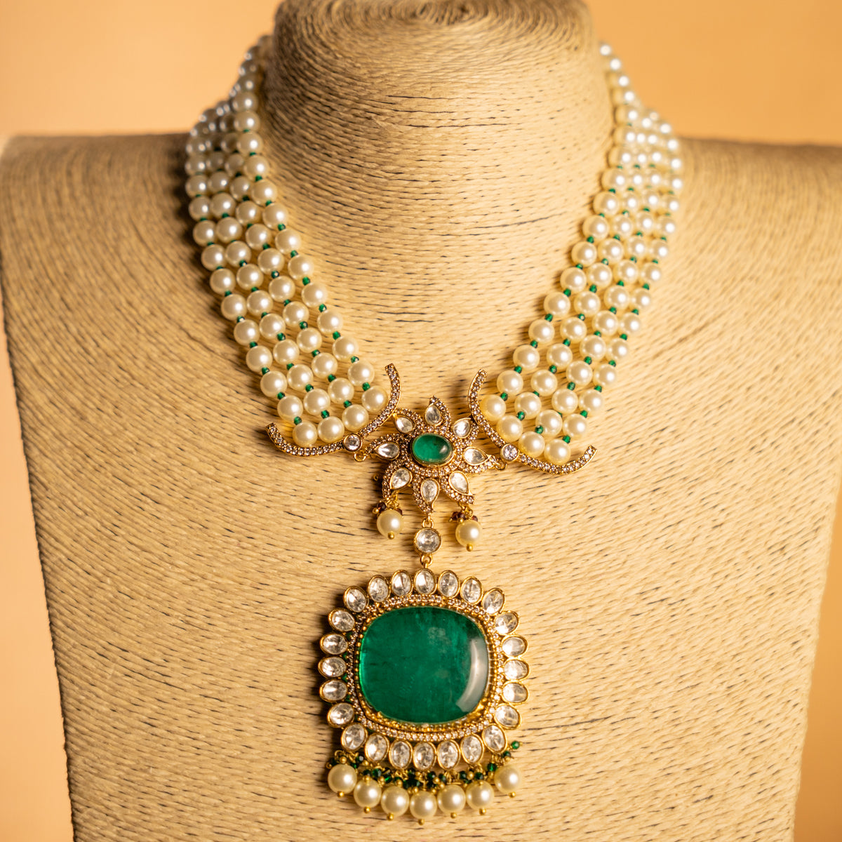 VINIKA DOUBLET STONE HANDMADE PEARL BIJOUX PREMIUM NECKLACE WITH EARRING NL299