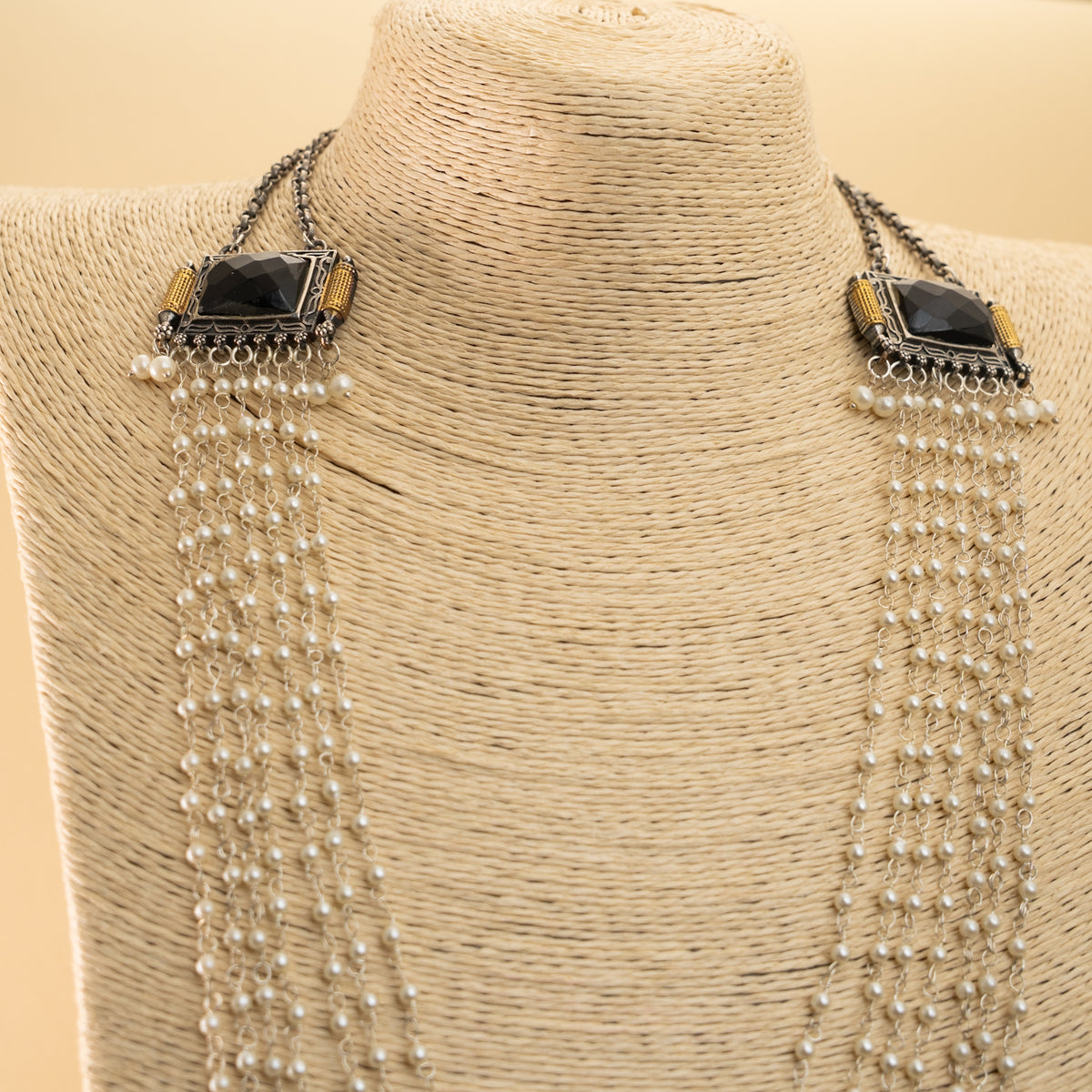 AALIYA PEARL LAYERED HANDMADE SILVER LOOK ALIKE MALA/ NECKPIECE ML43