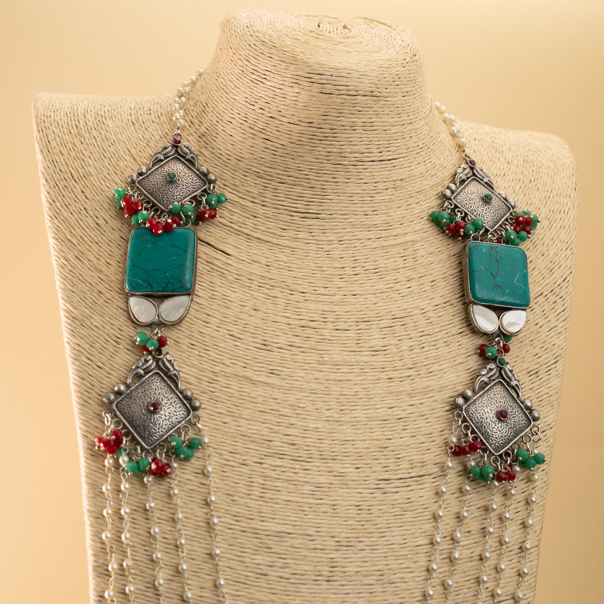 ALEX PEARL LAYERED HANDMADE SILVER LOOK ALIKE MALA/ NECKPIECE ML42