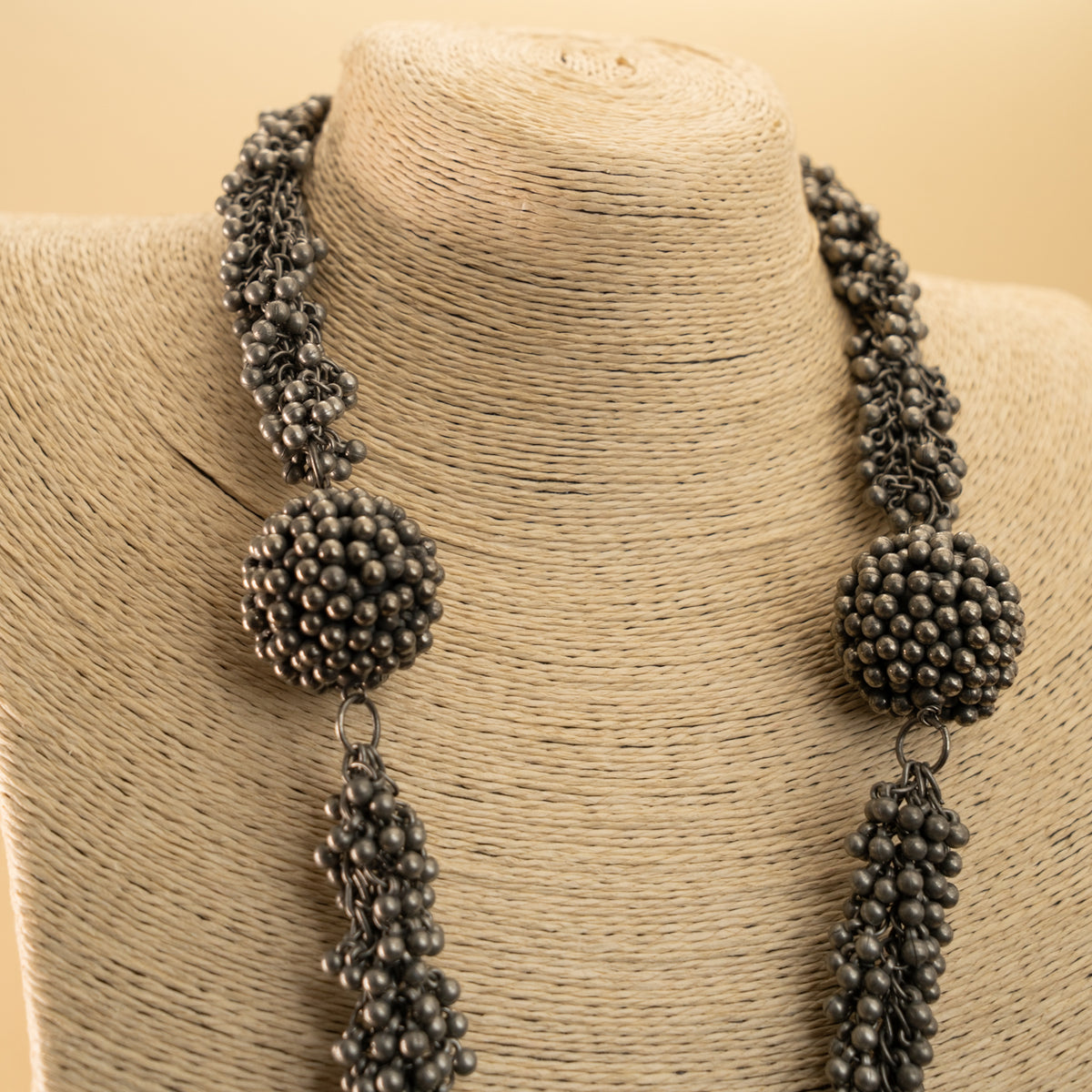SAWYER  BLACK POLISH MALA/ NECKPIECE ML 158