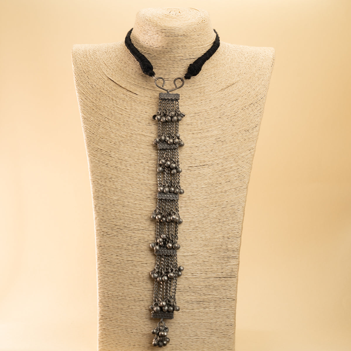 ISABELLA BLACK POLISH TIE  MALA/ NECKPIECE ML 144