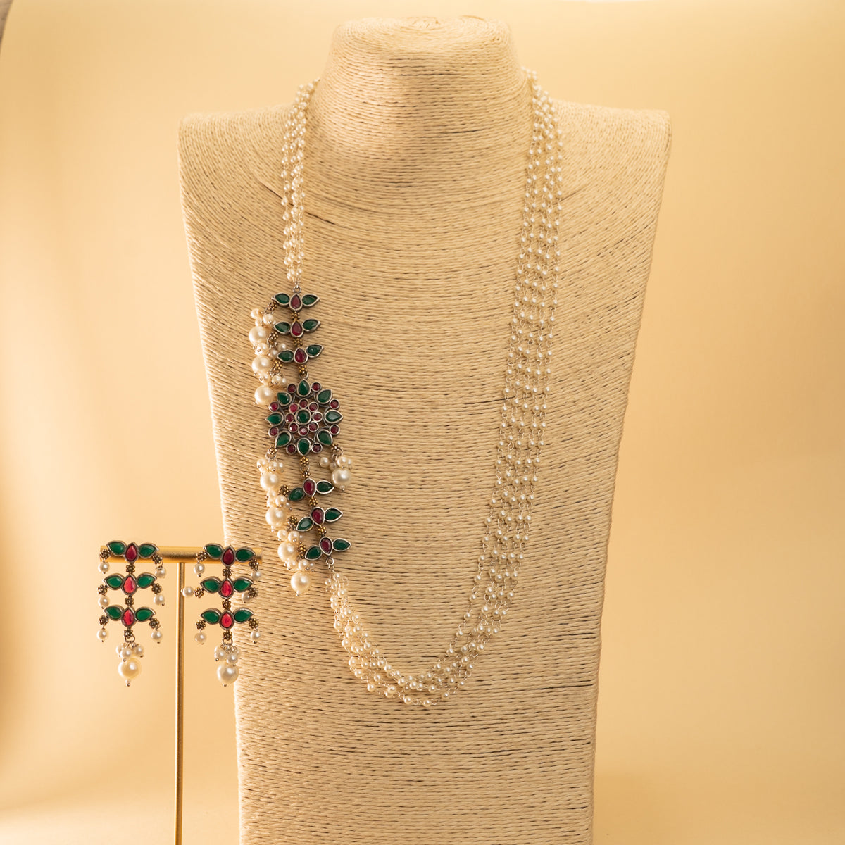 ZOYAHH PEARL LAYERED BIJOUX EXCLUSIVE HANDMADE SILVER LOOK ALIKE MALA/ NECKPIECE ML44