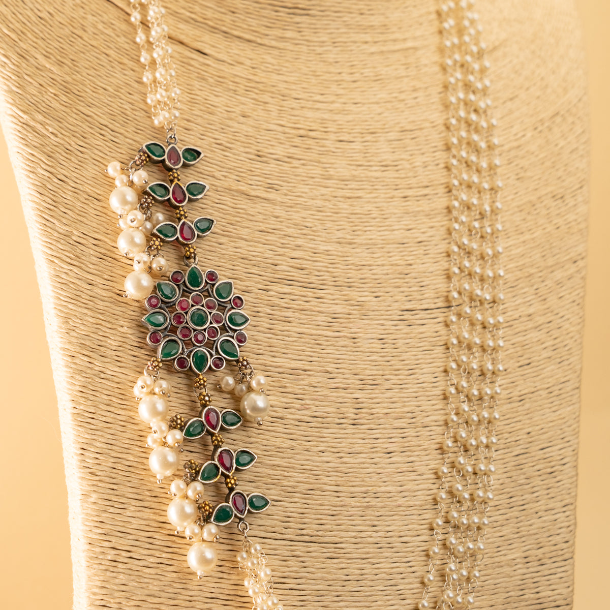 ZOYAHH PEARL LAYERED BIJOUX EXCLUSIVE HANDMADE SILVER LOOK ALIKE MALA/ NECKPIECE ML44