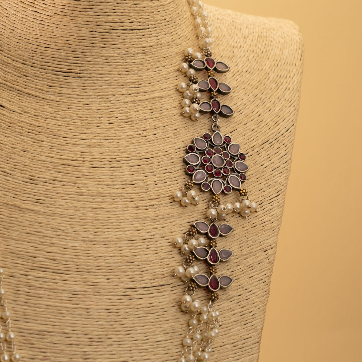 ZOYAHH PEARL LAYERED BIJOUX EXCLUSIVE HANDMADE SILVER LOOK ALIKE MALA/ NECKPIECE ML44