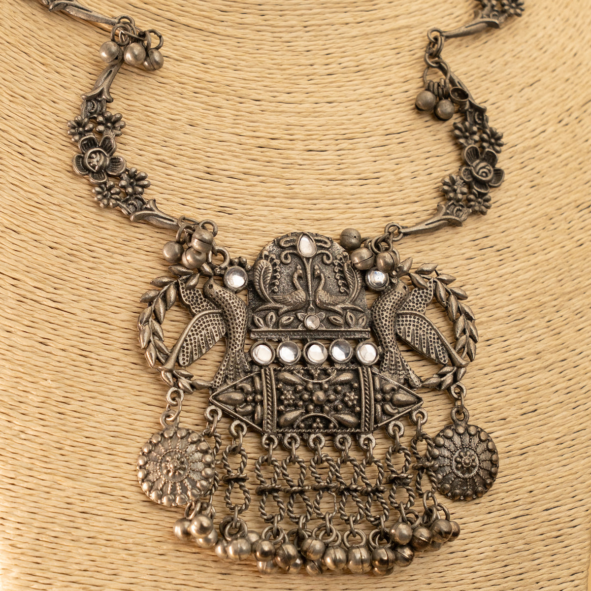 LIAM  BLACK POLISH MALA/ NECKPIECE ML146