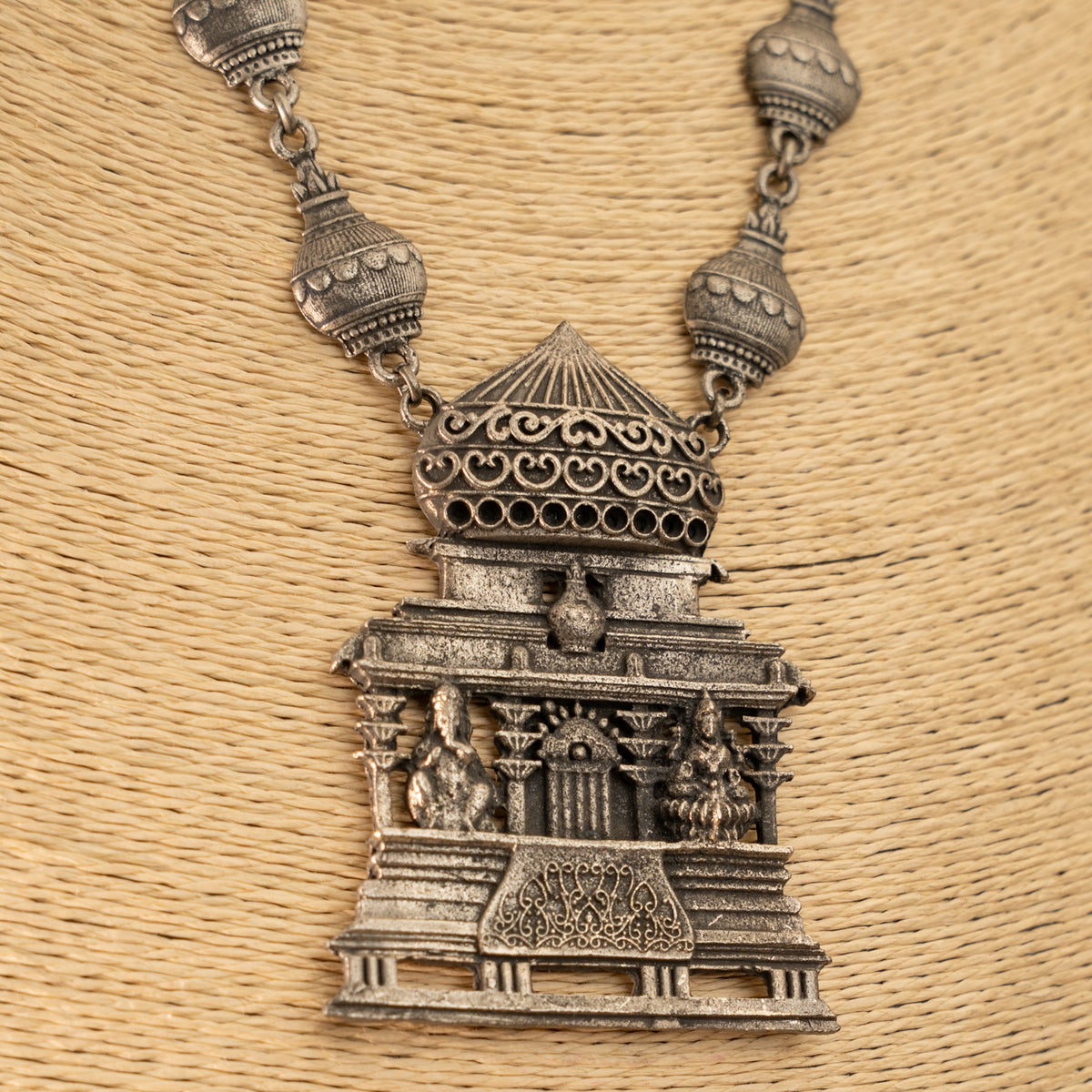 LUCAS BLACK POLISH MALA/ NECKPIECE ML145