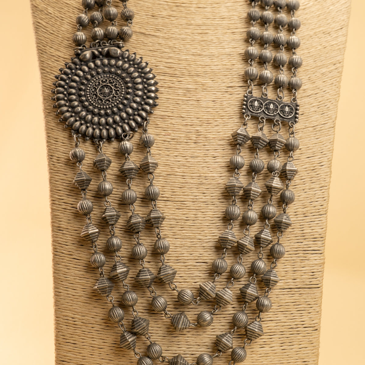 DAISY BLACK POLISH LAYERED MALA/ NECKPIECE MALA/ NECKPIECE ML163