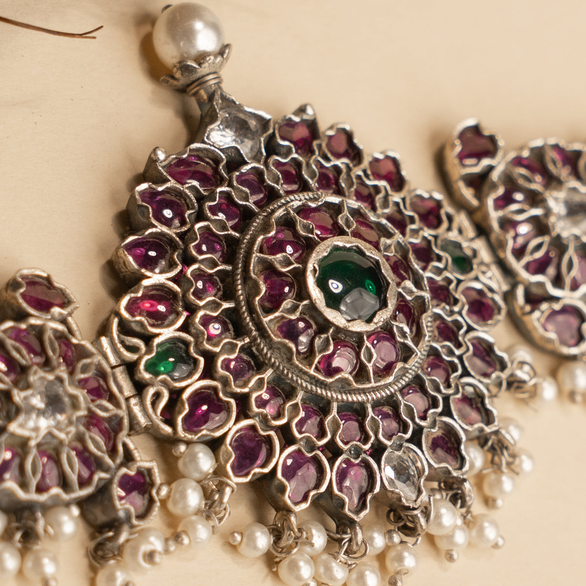 ELEAN PREMIUM KEMP STONE HANDMADE RAW FIRE FINISH CHOKER WITH EARRINGS CH127