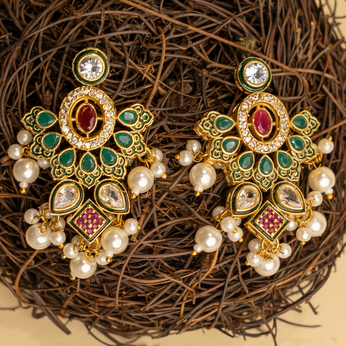 NIRANDHANA BIJOUX PREMIUM AND EXCLUSIVE SEMI HANDMADE CHOKER WITH EARRINGS CH365