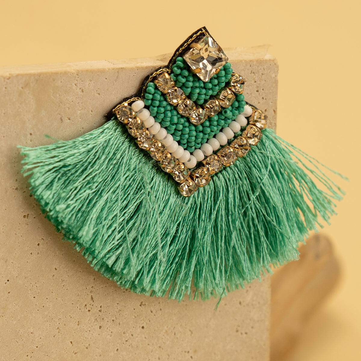 FEATHERY FEATHER SILK THREAD FABRIC AND BEADS HANDMADE EARRING ER495