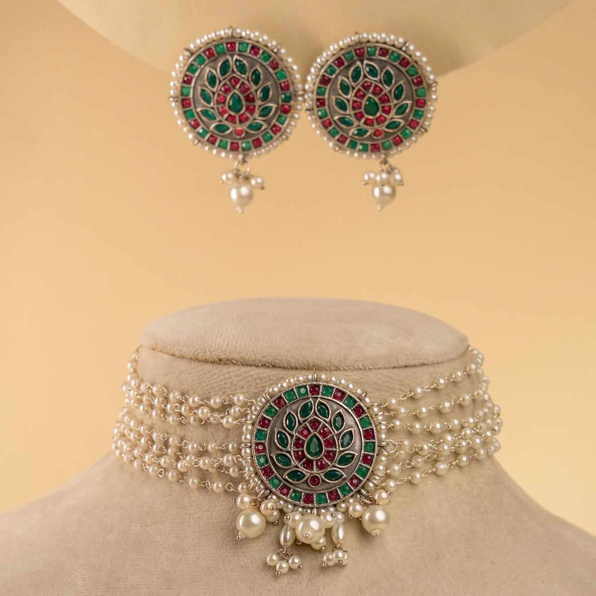 AALIA BIJOUX PREMIUM AND EXCLUSIVE RUSTIC FINISH SEMI HANDMADE CHOKER WITH EARRINGS CH132