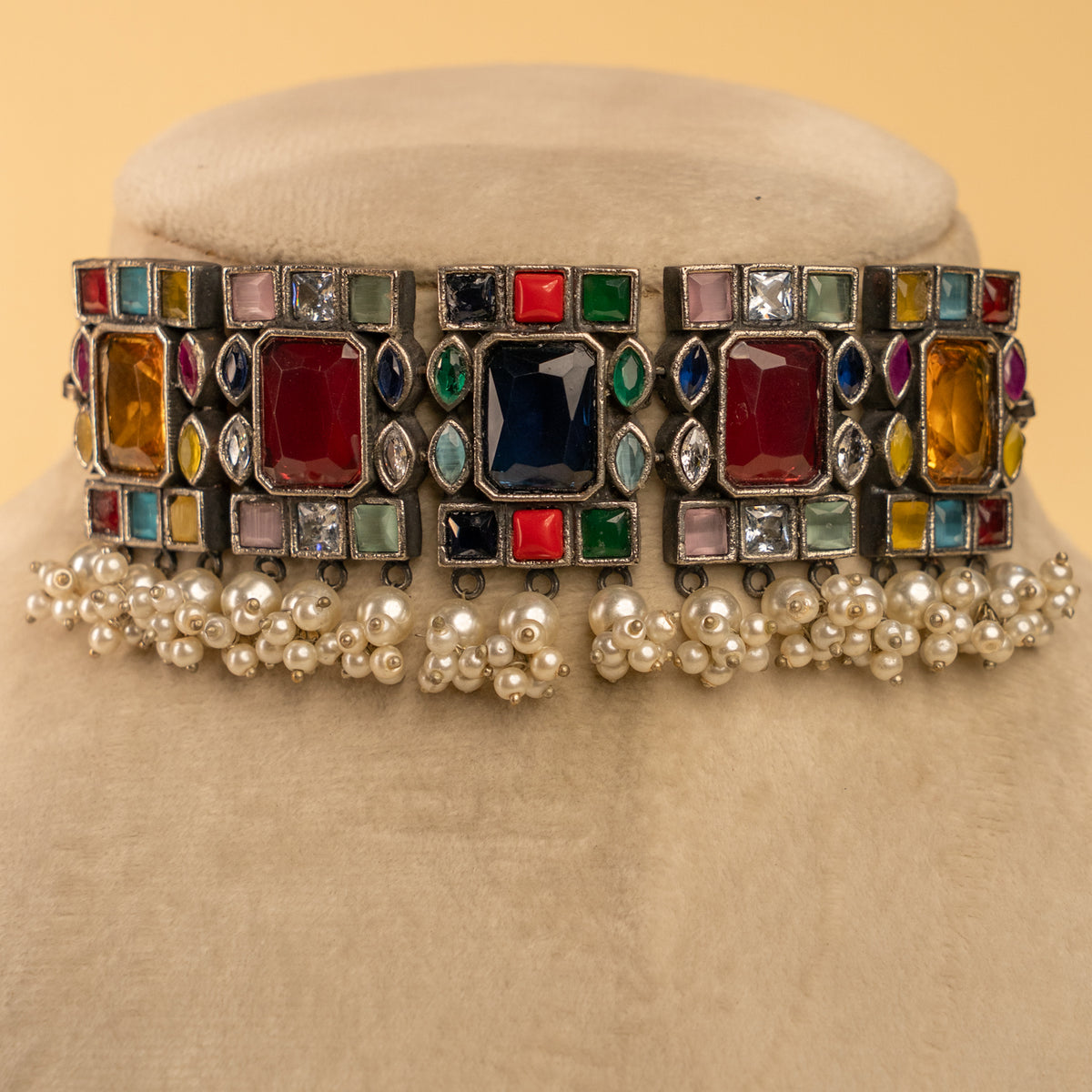 ZOE RAW AND RUSTIC ANTIQUE SEMI HANDMADE CHOKER WITH EARRINGS CH117