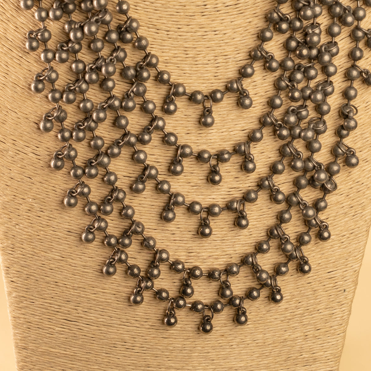 JIYA BLACK POLISH RAW AND RUSTIC FINISH CHOKER CH495