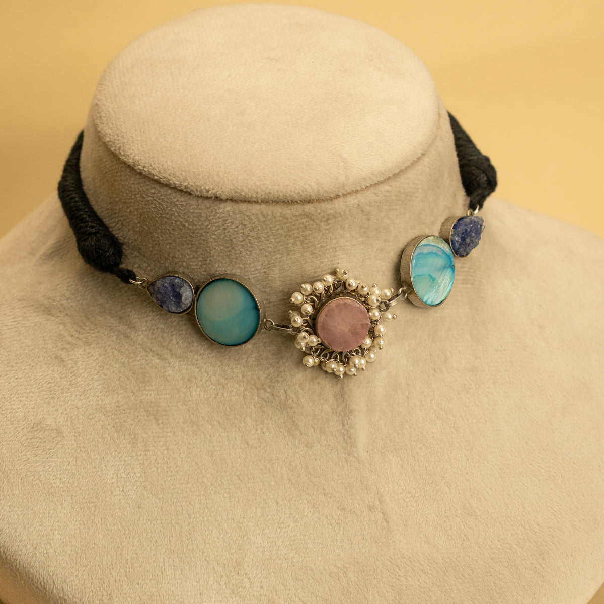 REHANA BIJOUX PREMIUM AND EXCLUSIVE NATURAL STONE HANDMADE CHOKER CH75