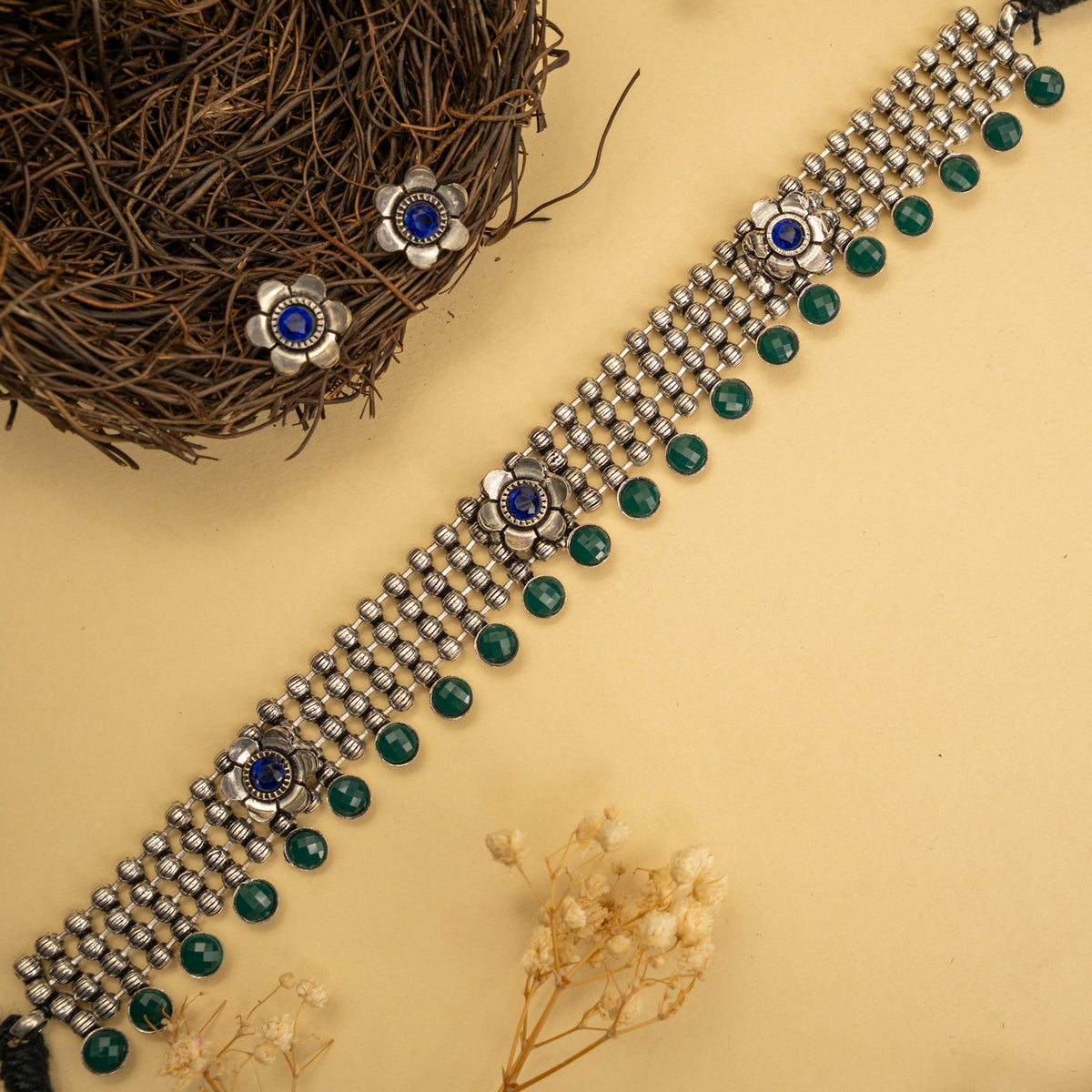 INAYA RUSTIC FINISH CHOKER/NECKPIECE WITH EARRINGS CH446