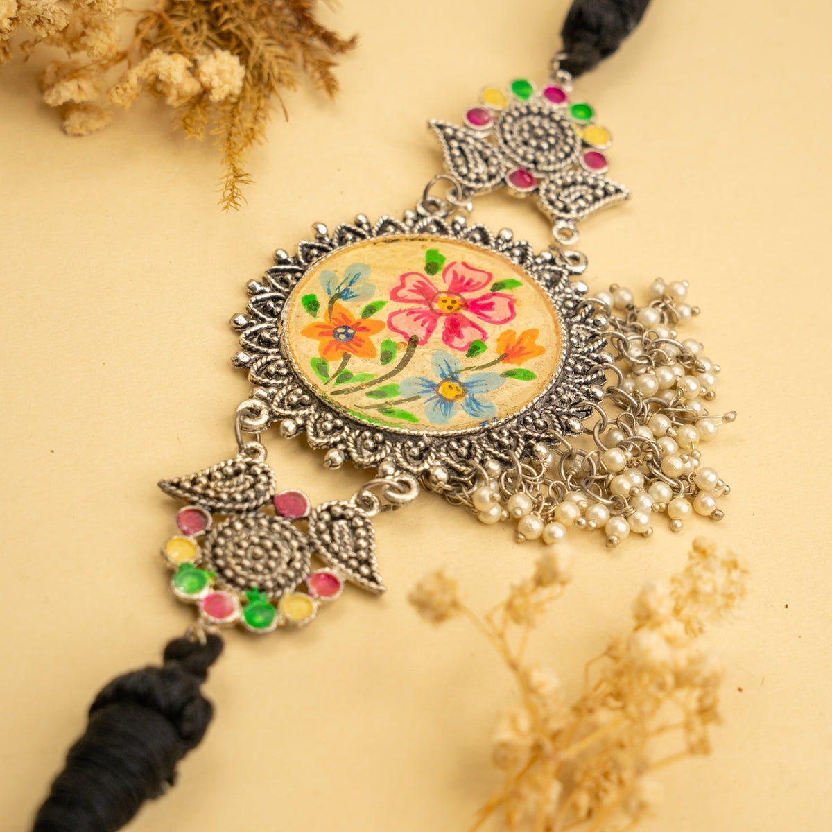 KAELI MINIMALISTIC RAW AND RUSTIC STATEMENT CHOKER CH464