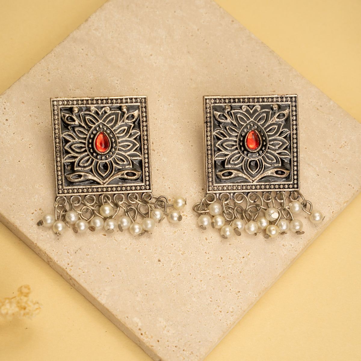 ISABELLA RAW AND RUSTIC BLACK POLISH CHOKER WITH EARRINGS CH473