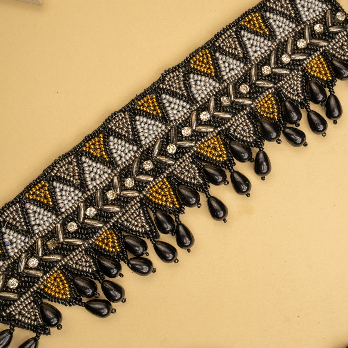 AMELIA FABRIC AND BEADS PERFECT FOR HALDI SHELL AFGHANI CHOKER WITH EARRINGS CH471