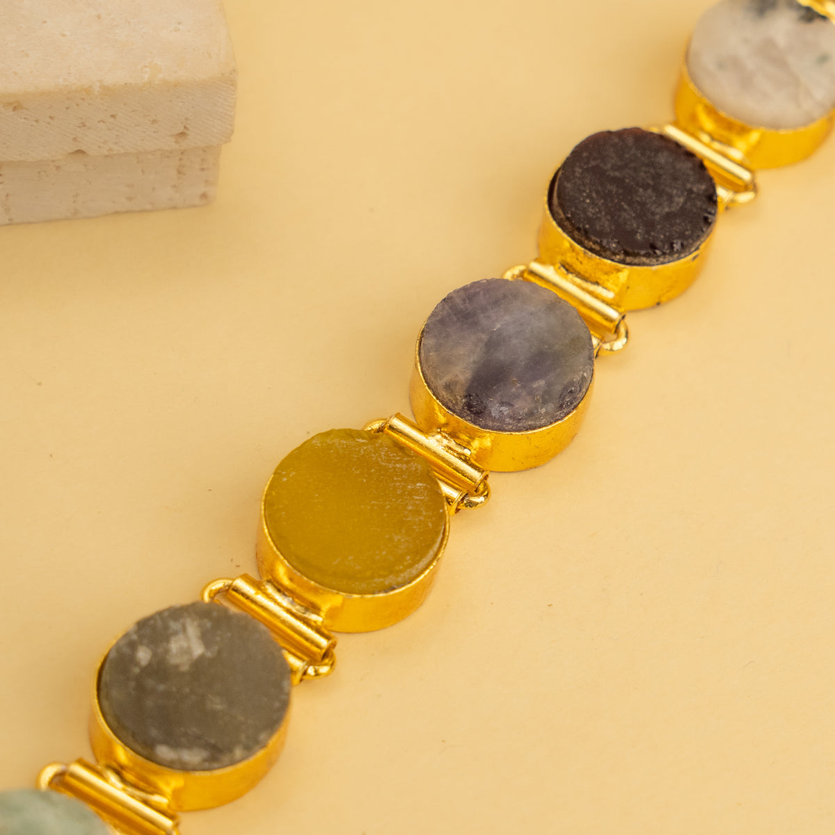 AZARI BIJOUX RAW STONE GOLD TONED HANDMADE CHOKER WITH EARRINGS CH427