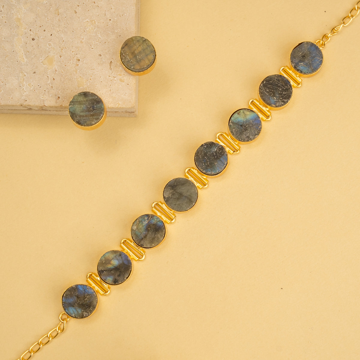 AZARI BIJOUX RAW STONE GOLD TONED HANDMADE CHOKER WITH EARRINGS CH427