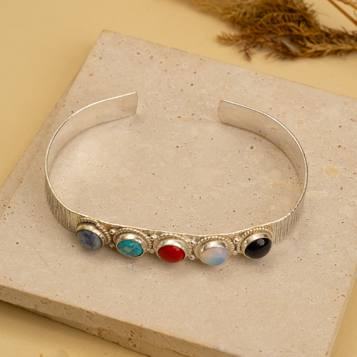 NIRALYA UNFORMED PREMIUM HAND HAMMERED AND HANDMADE STONE BANGLE CUFF BR11