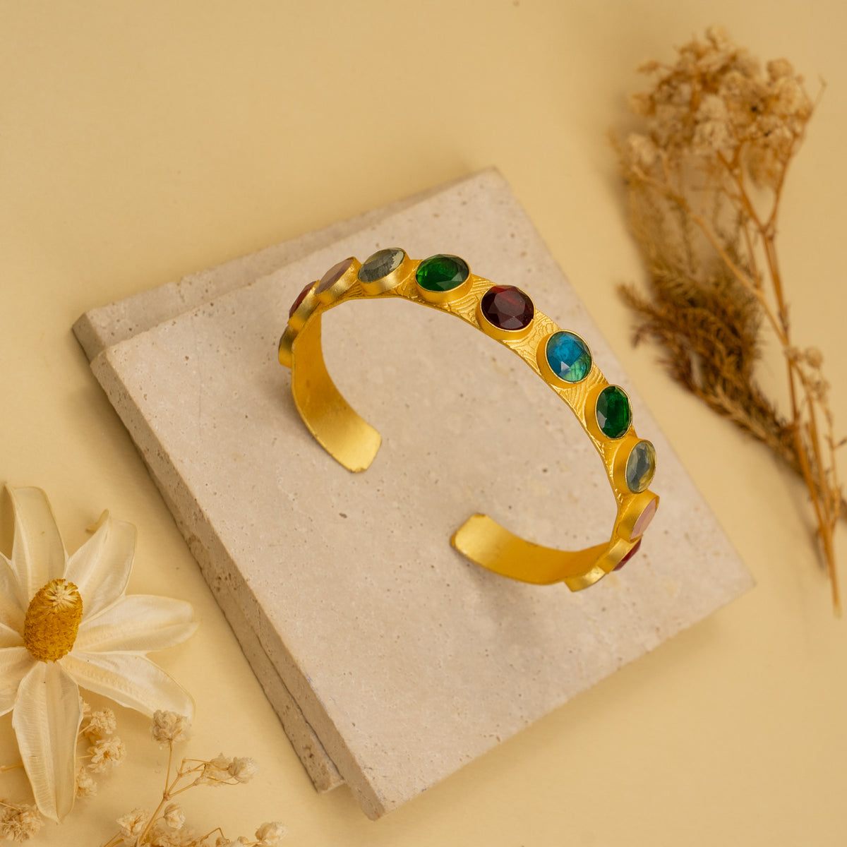 NIRALYA UNFORMED PREMIUM HAND HAMMERED AND HANDMADE STONE BANGLE CUFF BR13