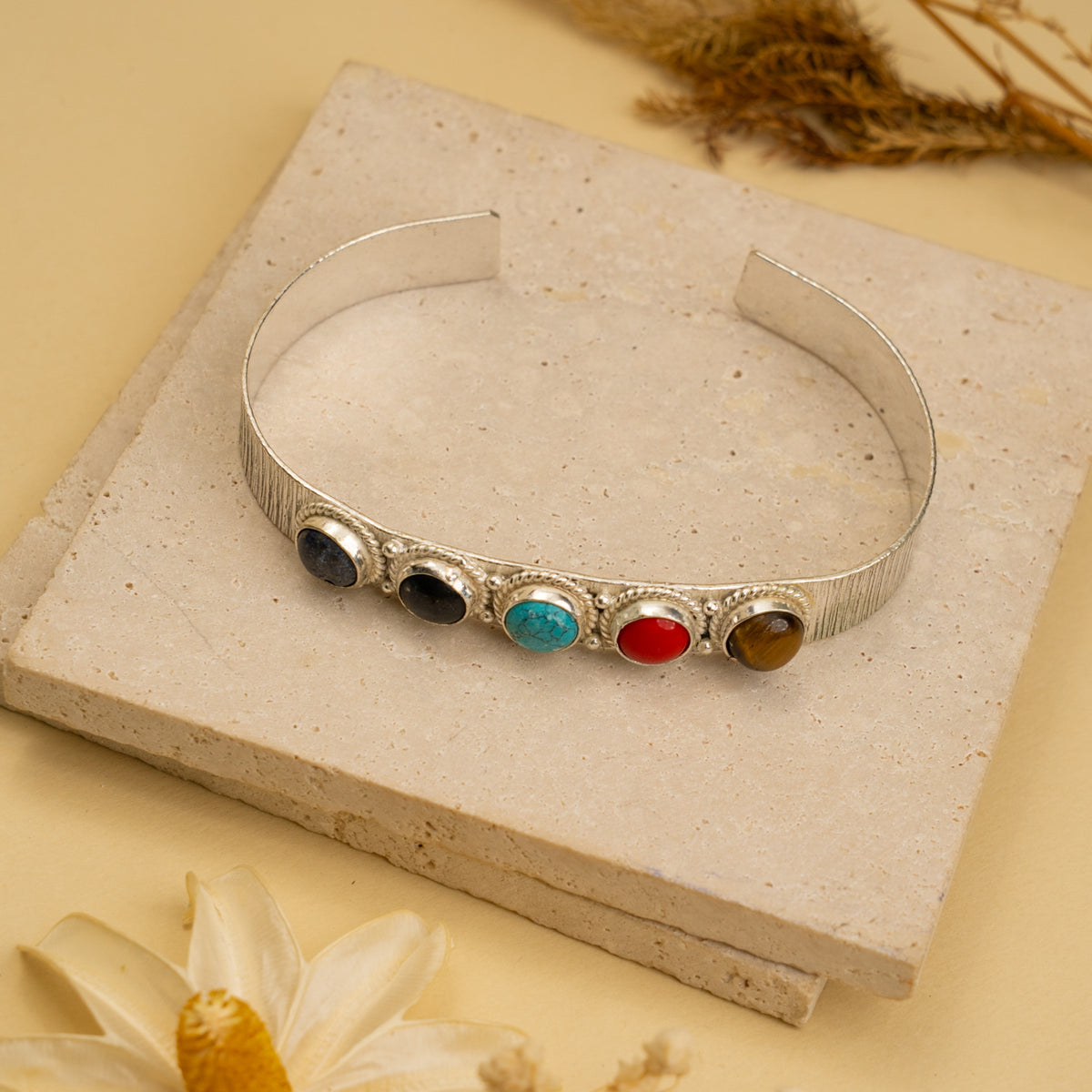 NIRALYA UNFORMED PREMIUM HAND HAMMERED AND HANDMADE STONE BANGLE CUFF BR11