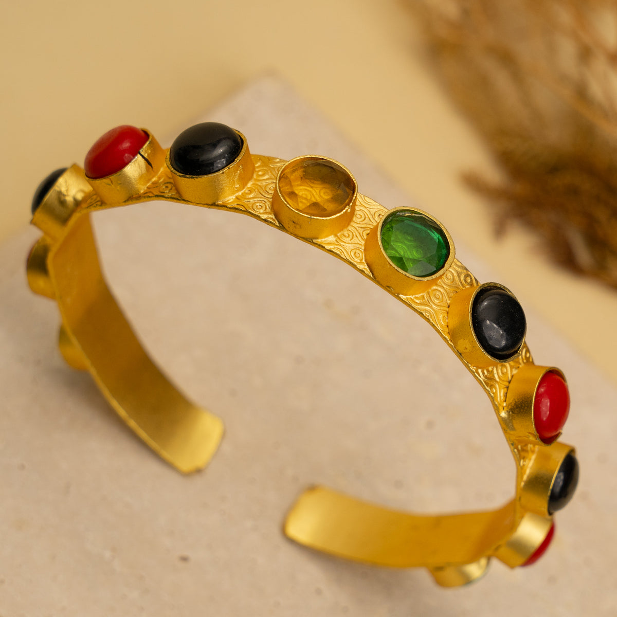 NIRALYA UNFORMED PREMIUM HAND HAMMERED AND HANDMADE STONE BANGLE CUFF BR13