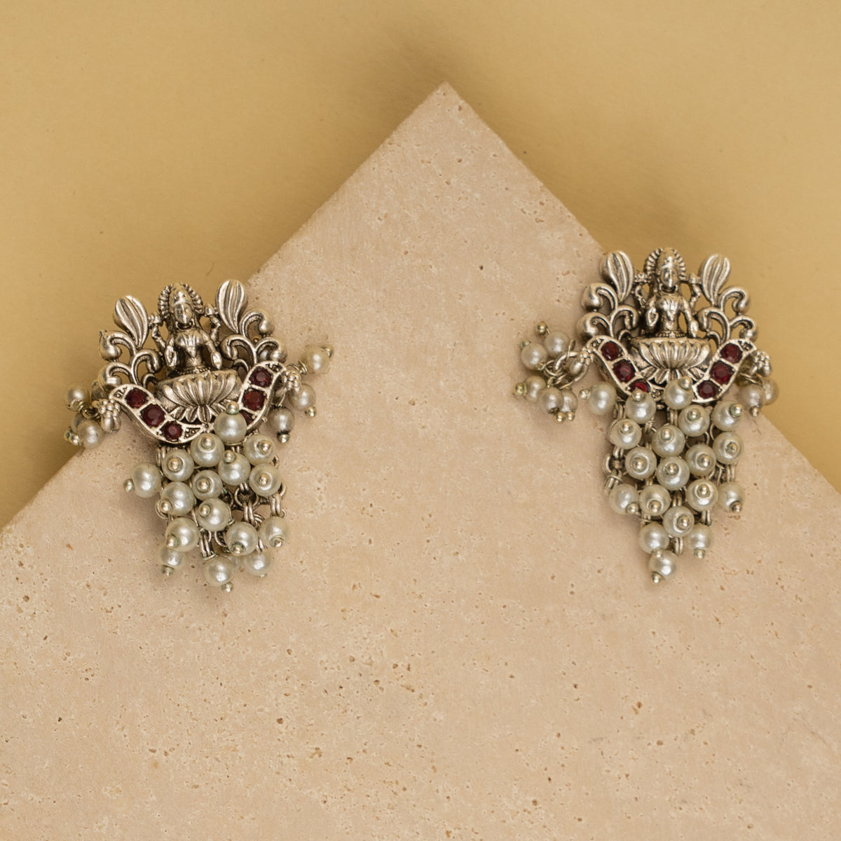 AZARI BIJOUX PREMIUM OXIDIZED TEMPLE SEMI HANDMADE CHOKER WITH EARRINGS CH462