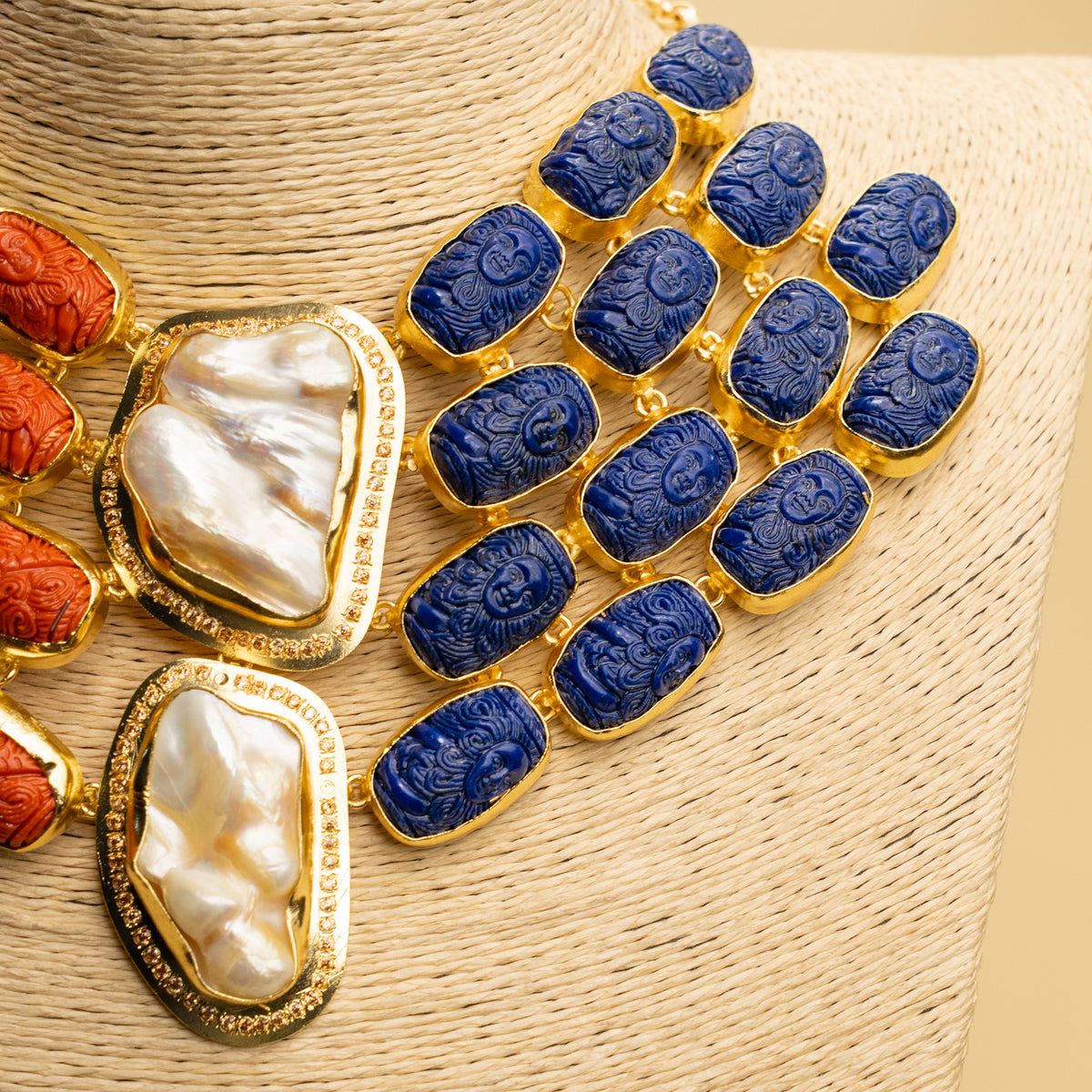 VIVIAN HANDCARVED CORAL MOP ZIRCON PREMIUM EXCLUSIVE HANDMADE STATEMENT CHOKER/NECKPIECE CH310