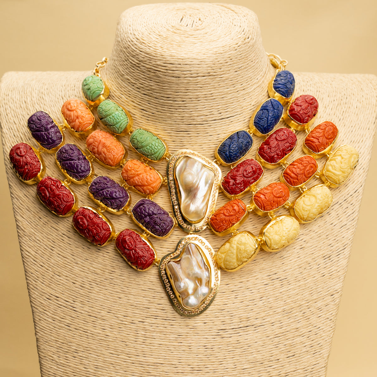 VIVIAN HANDCARVED CORAL MOP ZIRCON PREMIUM EXCLUSIVE HANDMADE STATEMENT CHOKER/NECKPIECE CH310