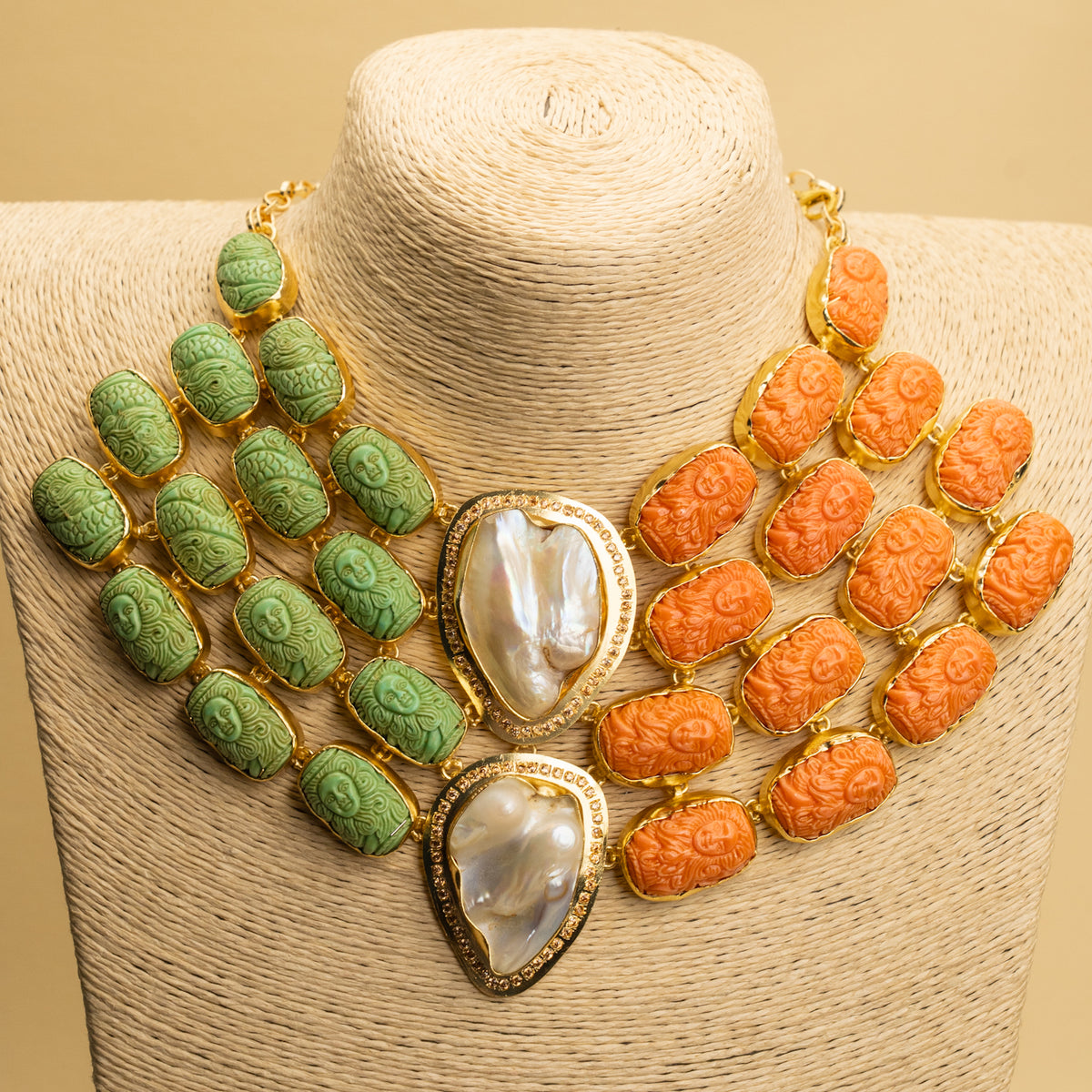 VIVIAN HANDCARVED CORAL MOP ZIRCON PREMIUM EXCLUSIVE HANDMADE STATEMENT CHOKER/NECKPIECE CH310