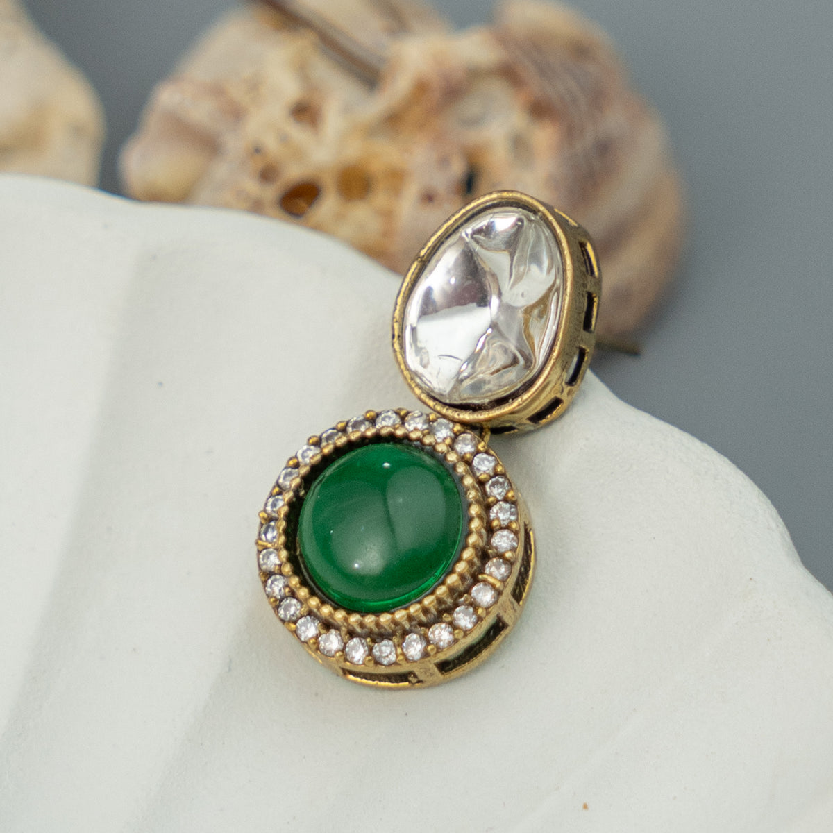 BELLA POLKI MONALISA STONE SEMI HANDMADE EARRING/STUD ER918