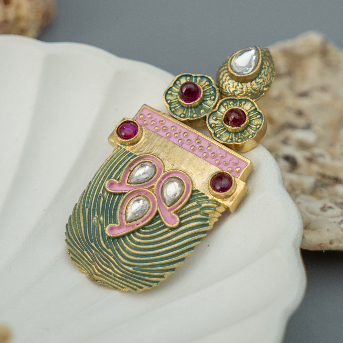 KEZIA SEMI HANDMADE PAINTED EARRING/STUD ER608