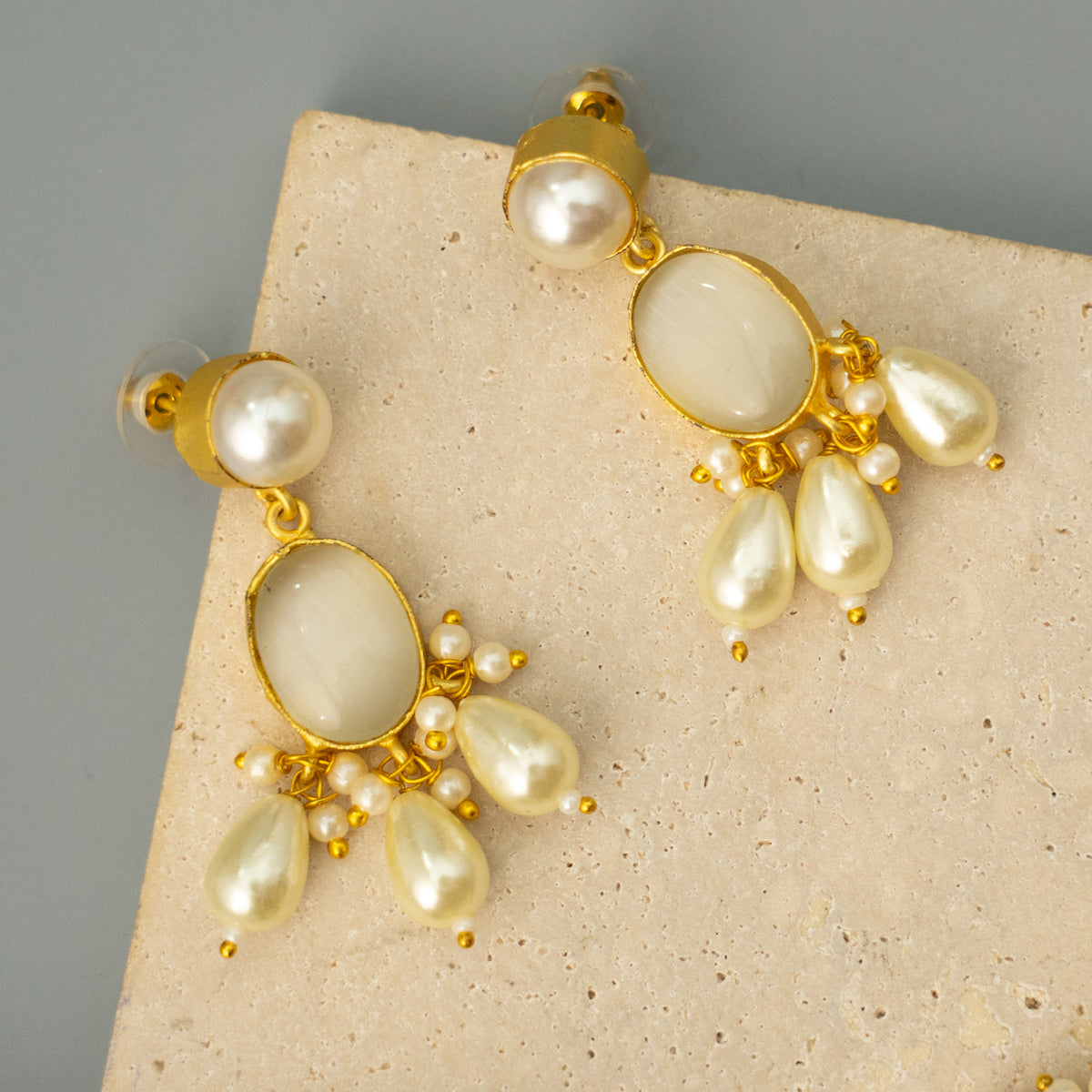 ZOEY HANDMADE MONALISA STONE AND PEARL CHOKER WITH EARRINGS CH501